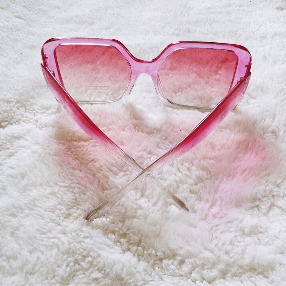 Junia Clear Pink Oversized Sunglasses - Picture 8 of 10